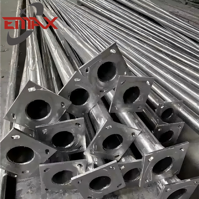 Đường mạ kẽm Vườn đỗ xe Cột đ&egrave;n cực kim loại Đ&egrave;n chiếu s&aacute;ng đường phố ngo&agrave;i trời